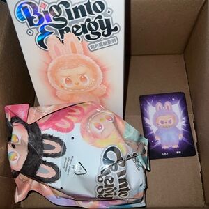 Pop Mart Big Into Energy Labubu - Luck